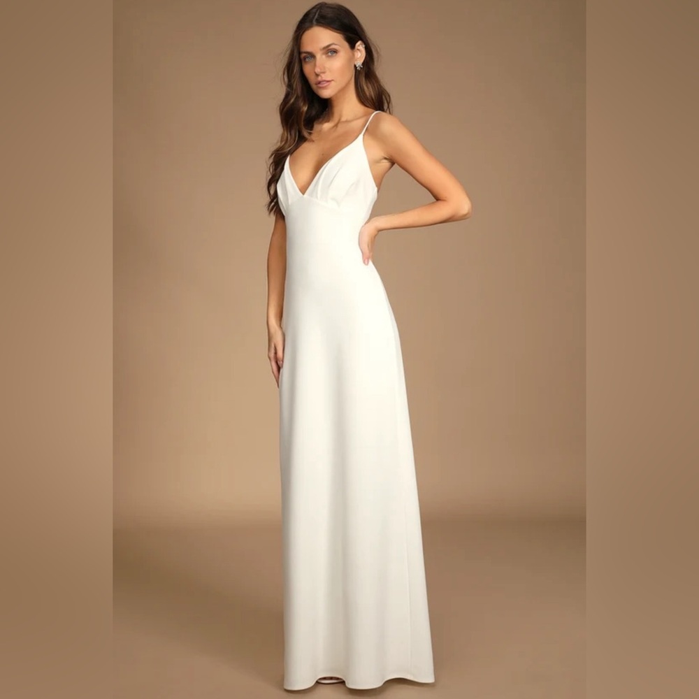 Lulus Satin bodice thin straps crepe gown Sz Xs
